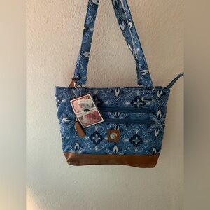 Stone Mountain Tiffany Rose Collection Quilted
Cotton Paisley Handbag